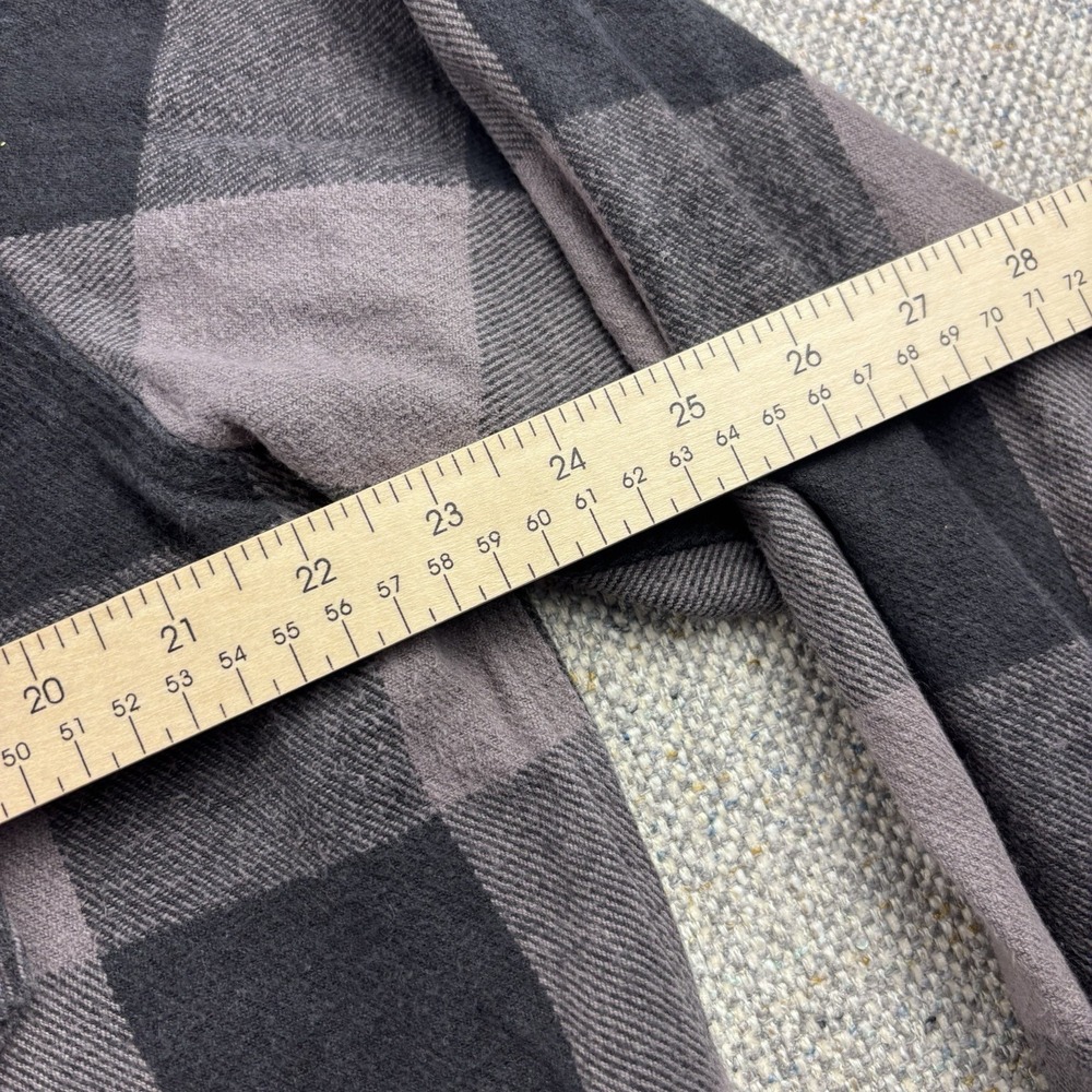 C.E. Schmidt Workwear Men's Large Gray Black Buffalo Plaid Flannel Shirt Heavy - Picture 4 of 5